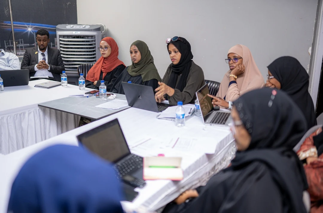 Women participating in a Udub Institute working session